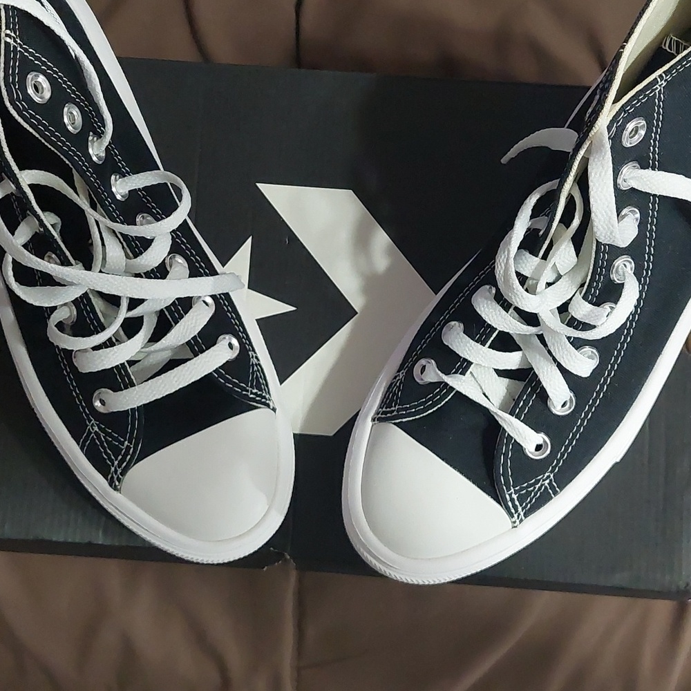New with Box Converse Chuck Taylor All Star Move Hi Unisex Sneakers
